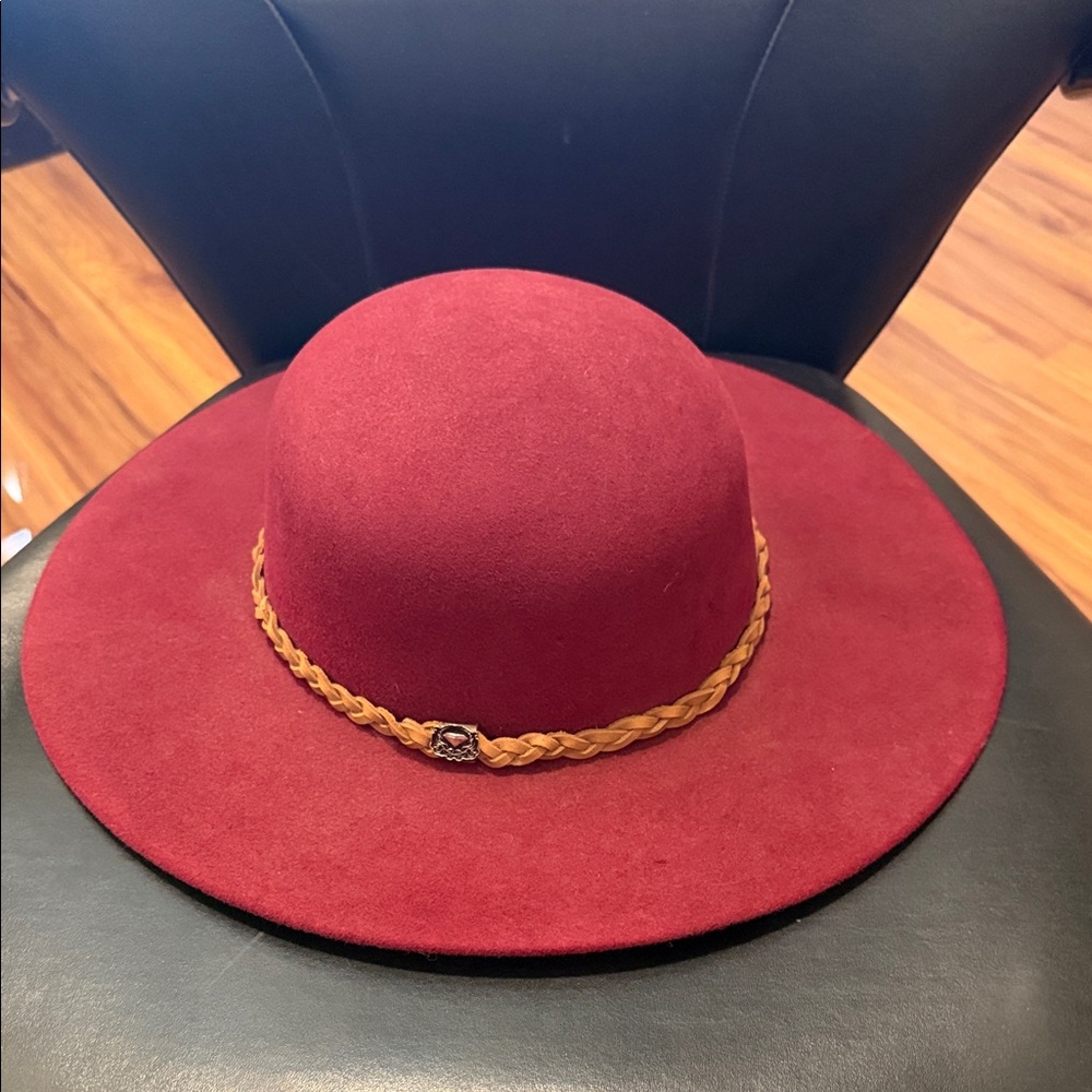 Elegant Burgundy floppy hat